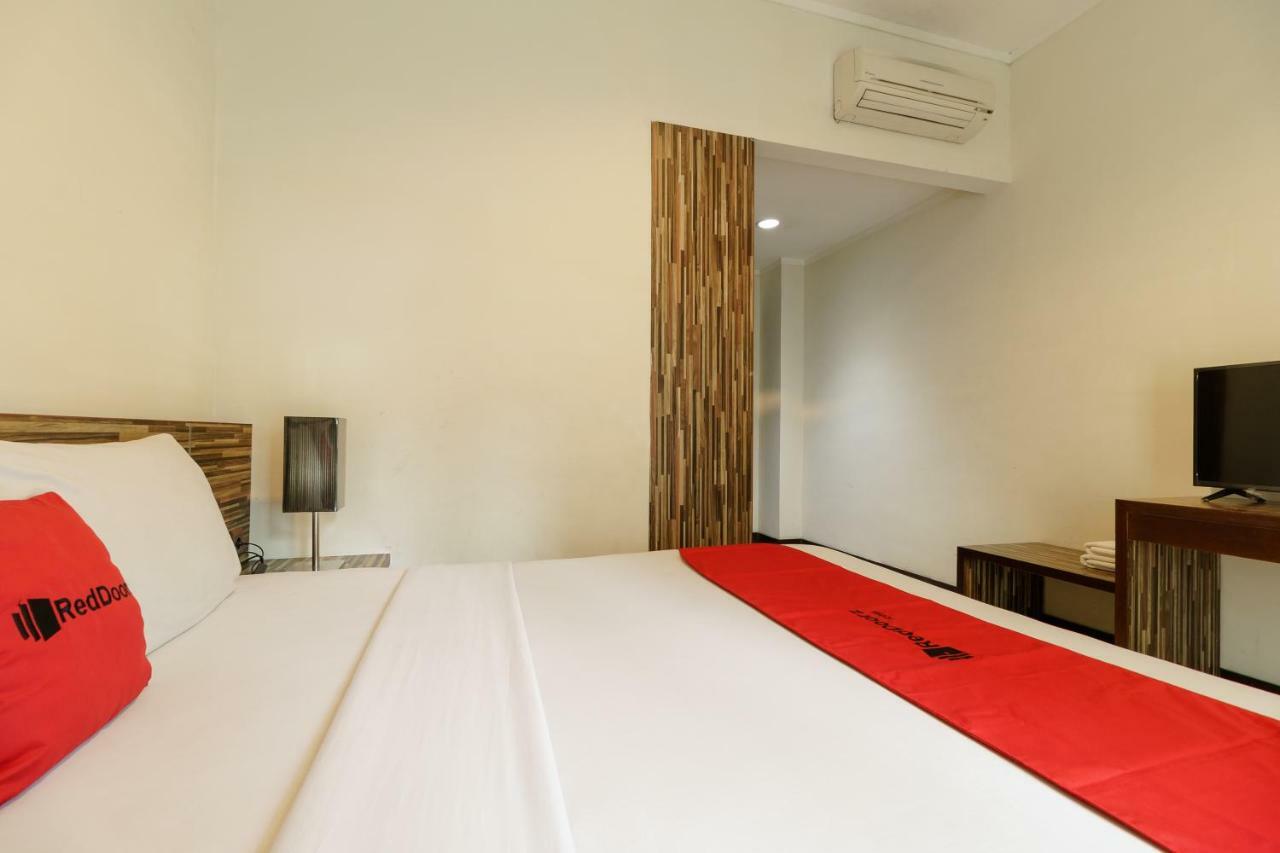 Reddoorz Plus @ Gunung Sahari 2 Jakarta Exterior photo