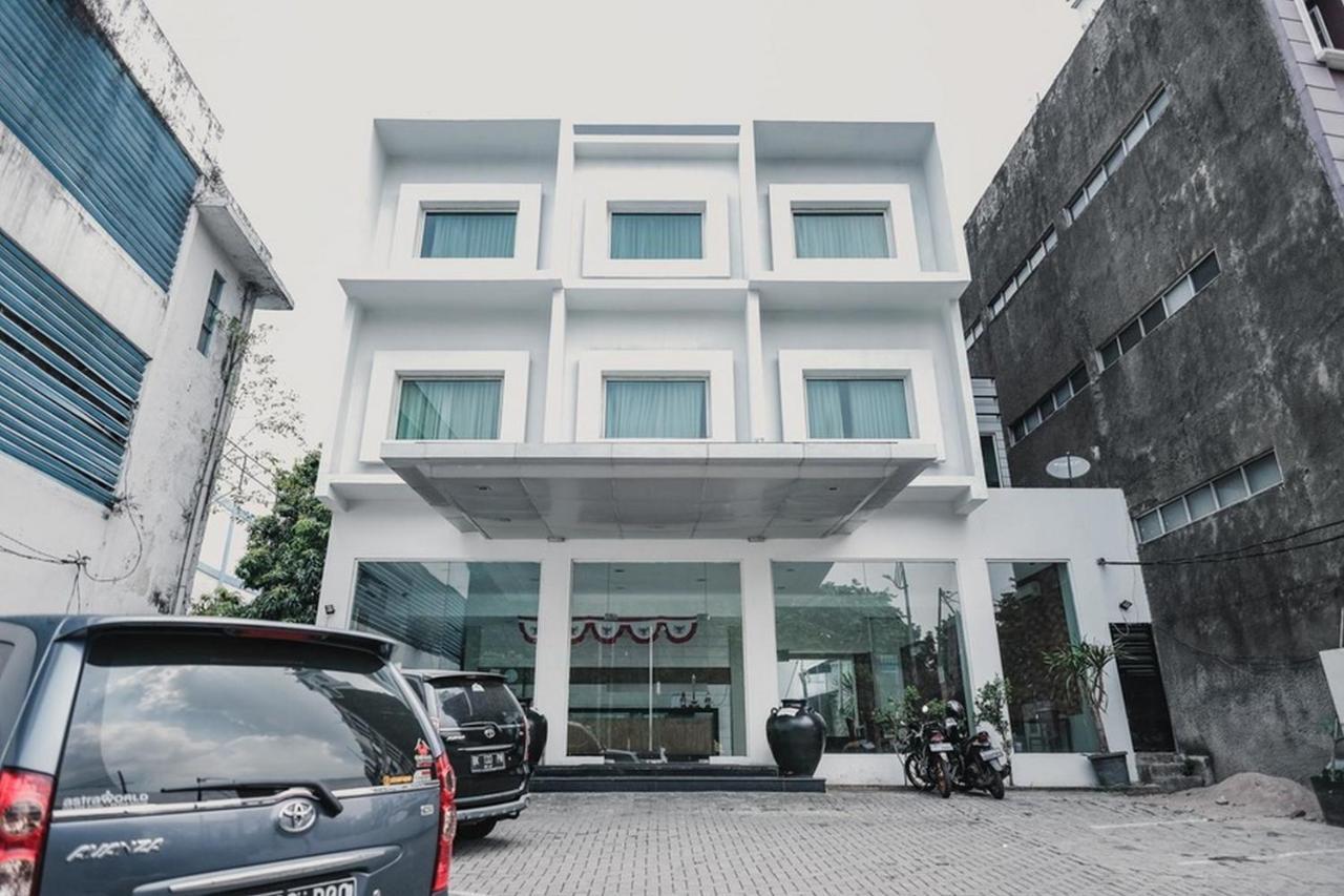 Reddoorz Plus @ Gunung Sahari 2 Jakarta Exterior photo